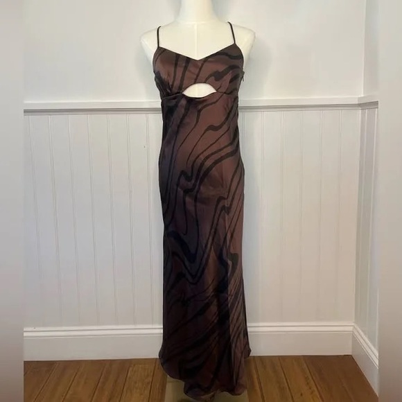 House of Harlow Brown and Black Stripe Maxi Dress - Picture 1 of 4